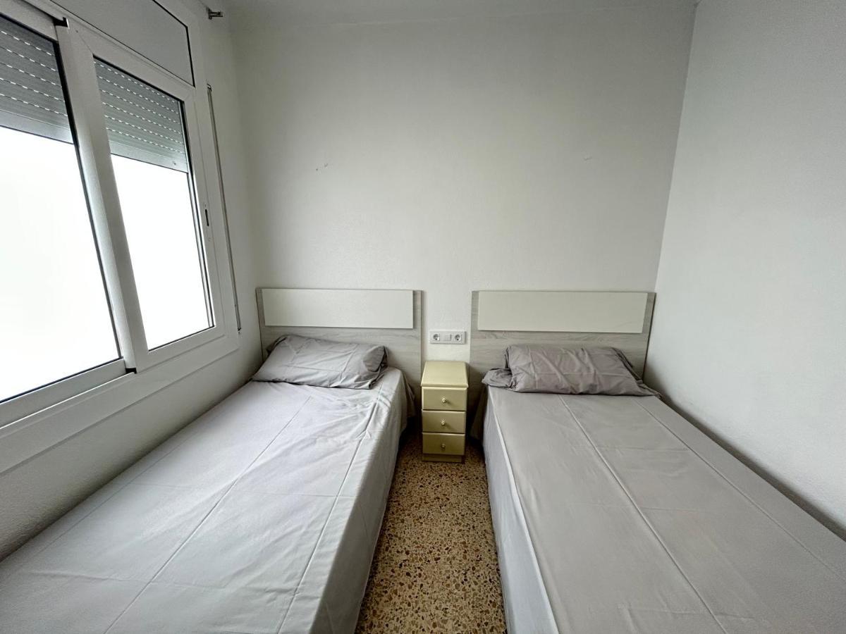 Apartamentos Playa La Perola Росес Екстер'єр фото